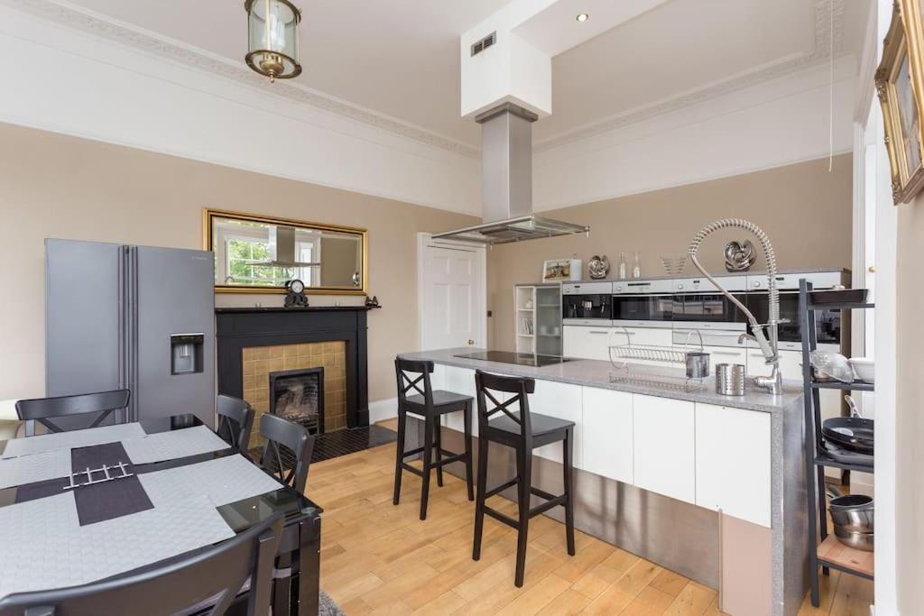 Prime Edinburgh City Centre - 4 Bed Penthouse Εξωτερικό φωτογραφία